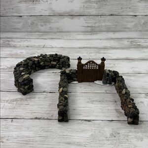 Department 56 Fieldstone Gate and stone walls lot Christmas Village Read details